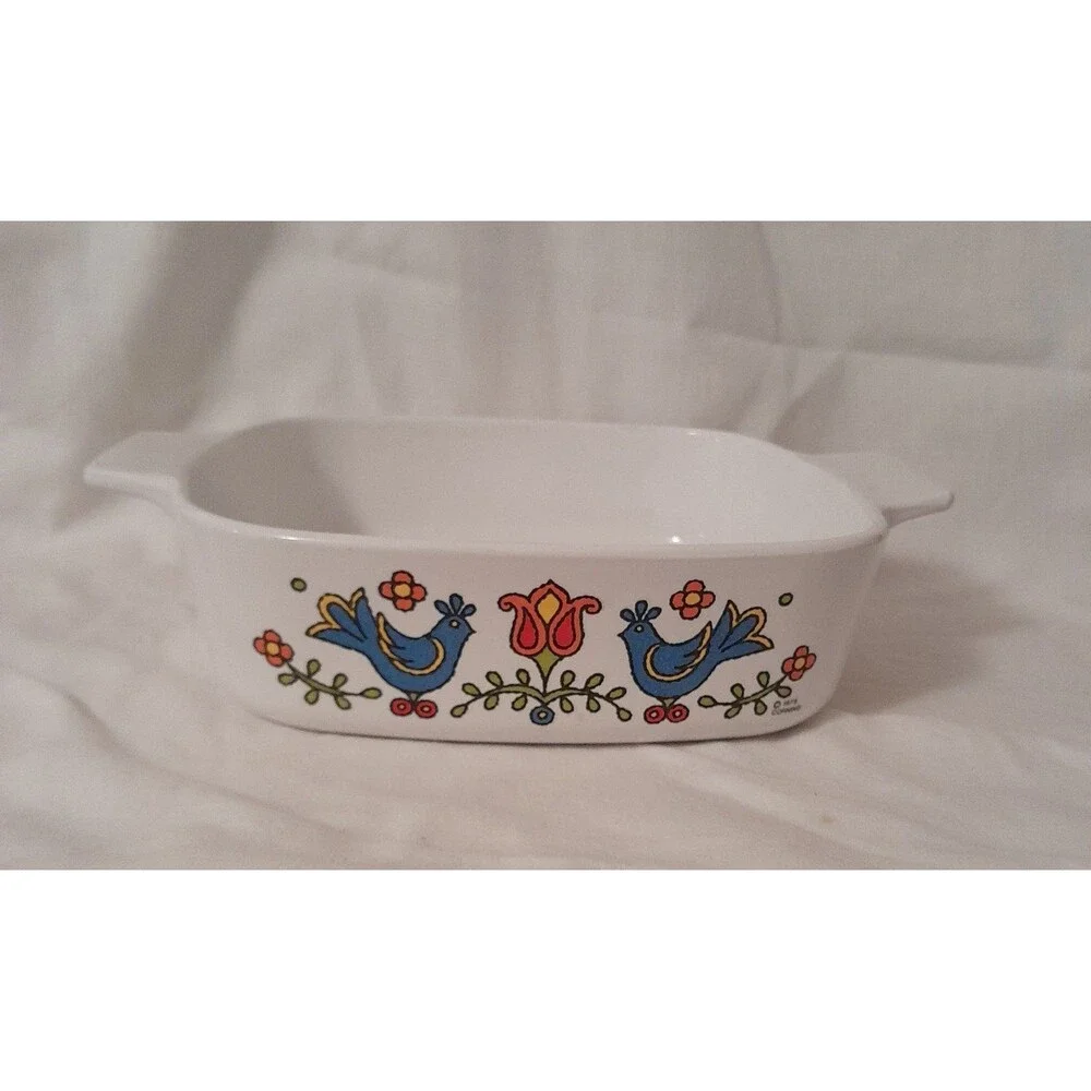 Corning Ware Country Festival 1975 Blue Birds  1 qt